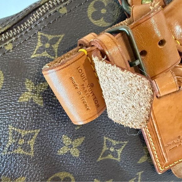 Louis Vuitton Monogram Keepall Bandoulière 45 Duffle Travel Bag - COA Included - Picture 7 of 17